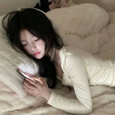 左撇子女孩